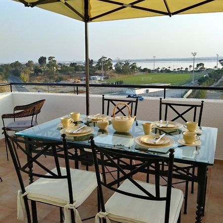 لارنكا Must Stay - Sea & Salt Lake Panoramic View Apt المظهر الخارجي الصورة