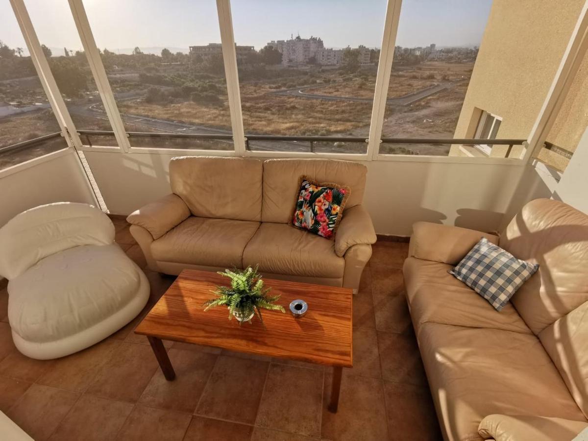 لارنكا Must Stay - Sea & Salt Lake Panoramic View Apt المظهر الخارجي الصورة